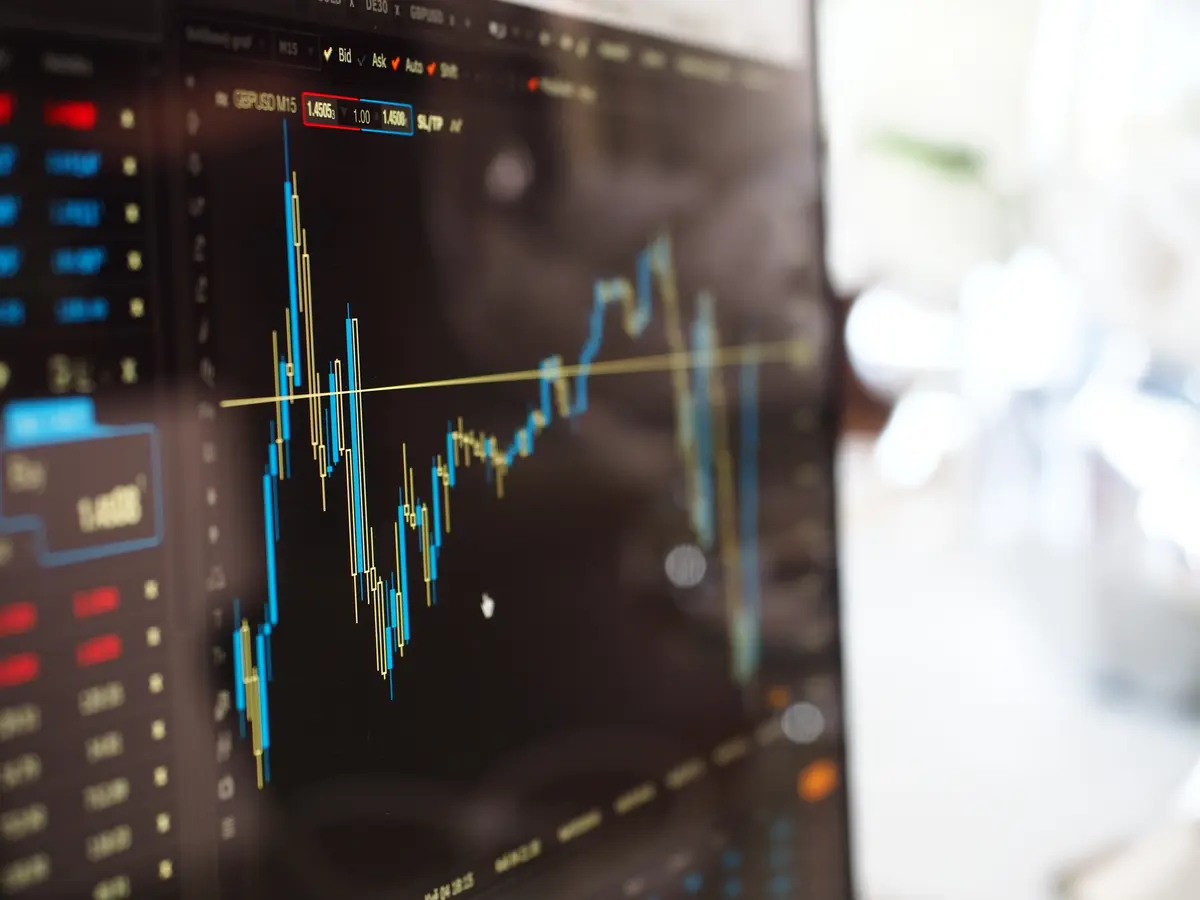Strategi Hadapi Resesi Global agar Tenaga Kerja Tetap Terlindungi